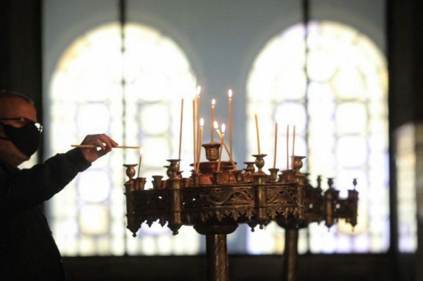 Жена задигна пари от храм в Русе