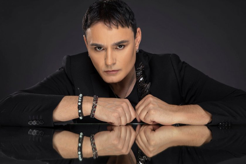 Красимир Аврамов влиза в болница, отлага големия си концерт в НДК