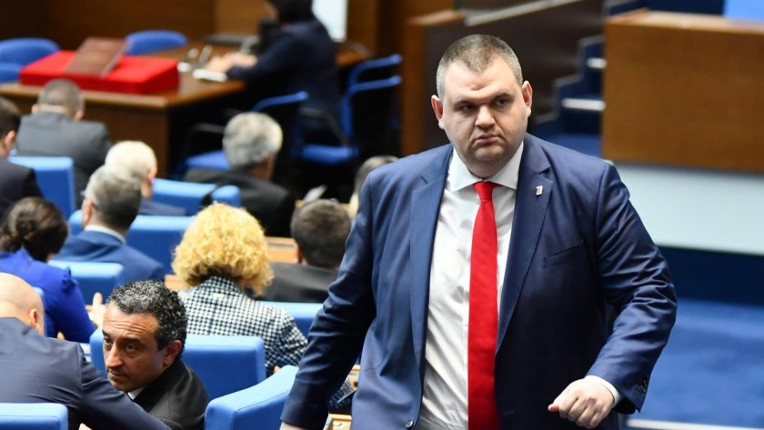 Пеевски: Парите от Авиоотряда ще отидат за хеликоптери за гасене