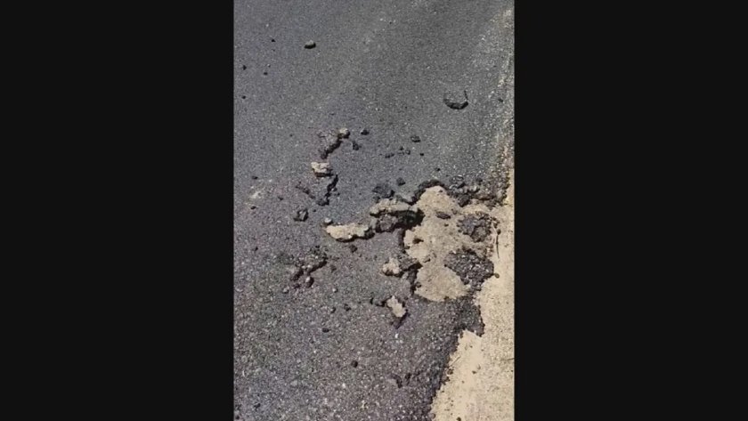 ШОК ВИДЕО: Вижте как се асфалтира улица с дъвка