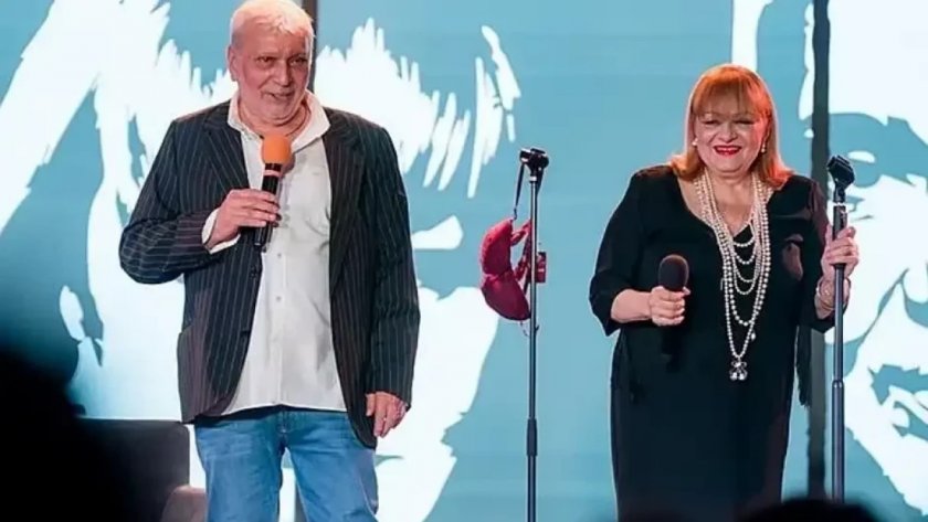 Като на рок концерт: Мацка хвърли сутиена си към Стефан Димитров