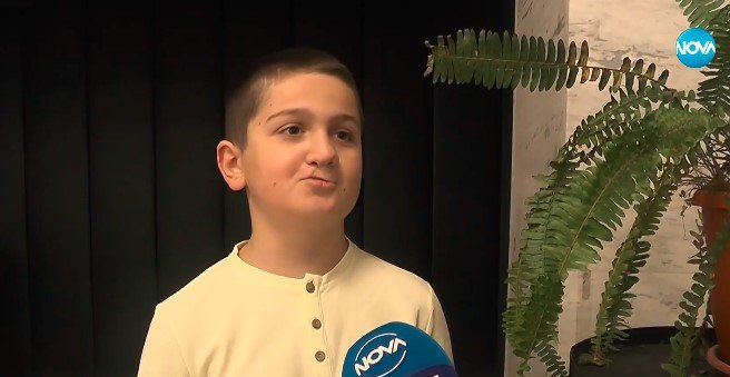 Вдъхновение: 11-годишно момче издаде първа книга - "Истории за смели мечти"