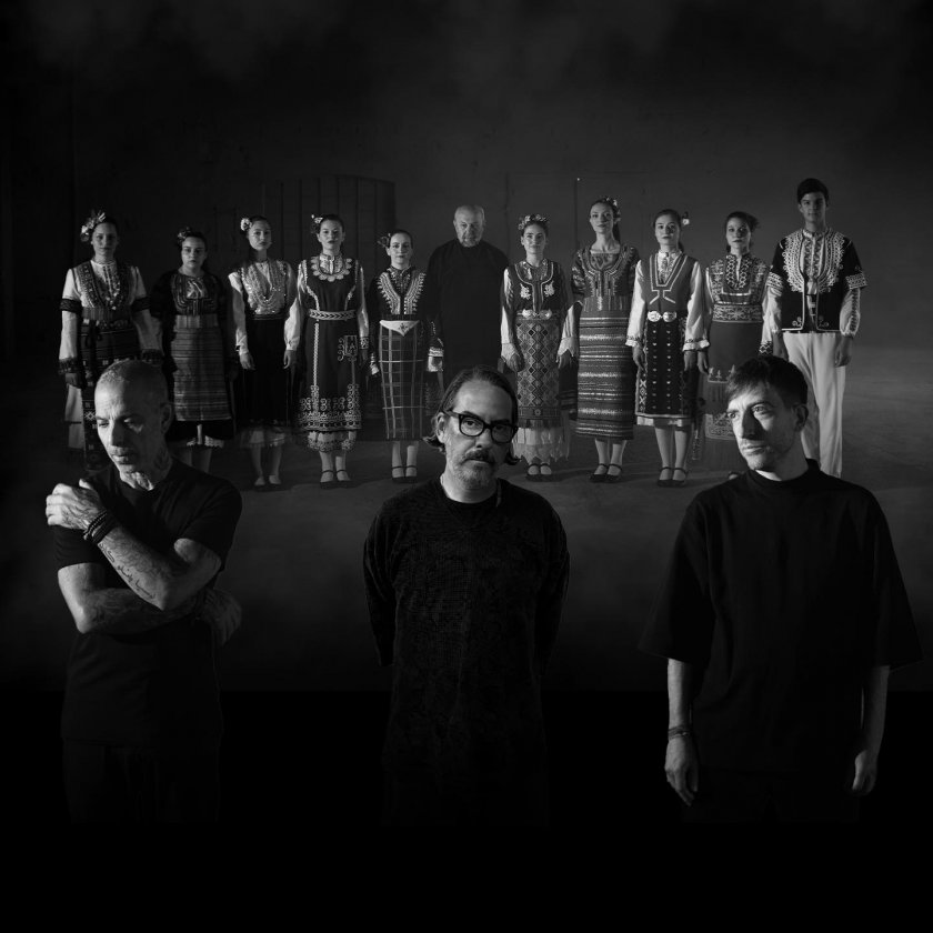 Наследникът на Джордж Харисън от "Бийтълс" се влюби в българския фолклор