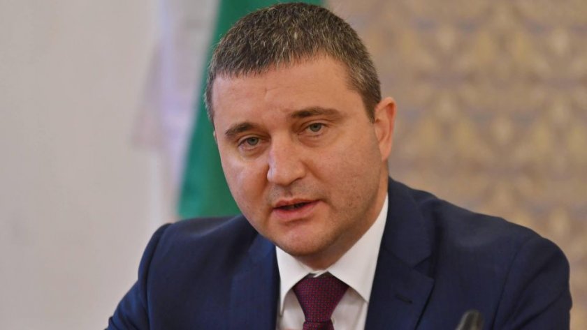 Горанов: Благомир Коцев е медийна креатура, уволни всички читави експерти