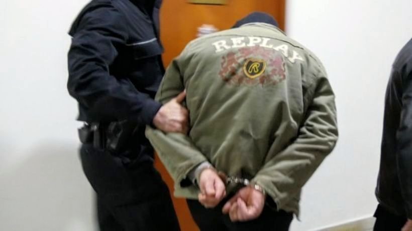 Бандит с над 30 присъди остава в ареста заради кражба в Дупница