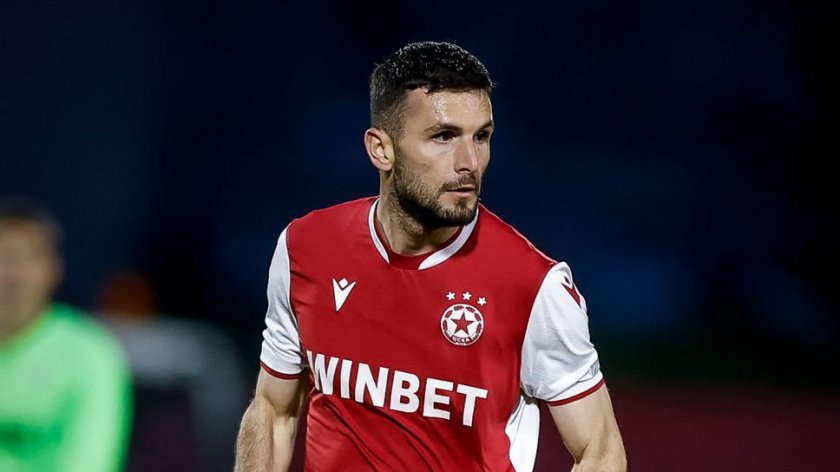 Пари отдалечават Делова от ЦСКА