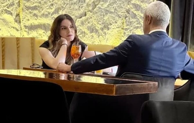 ХИТ ВИДЕО: Крокодила Флора не е злопаметна