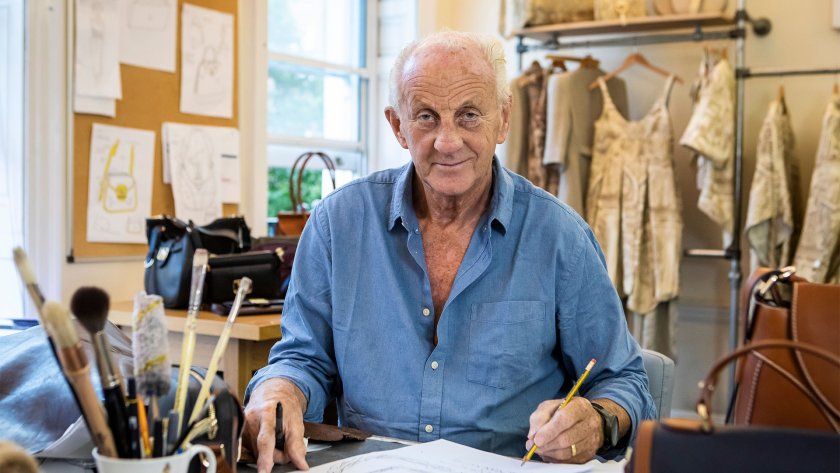 Почина личният дизайнер на лейди Ди Пол Костело