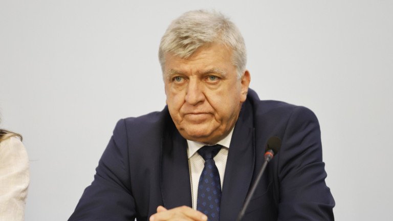 Манол Генов: Оптимист съм - ще има бюджет до края на годината