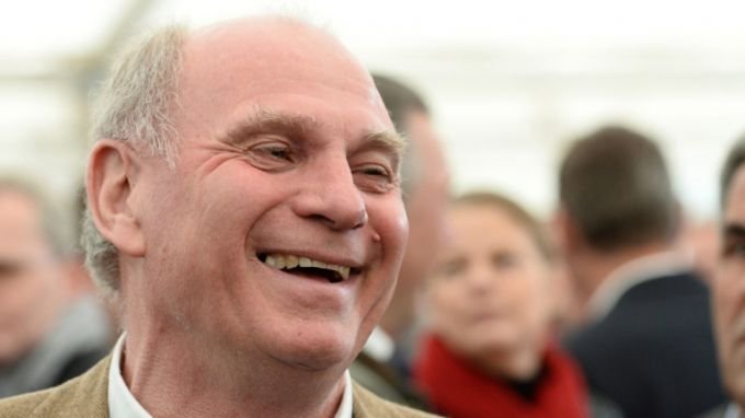 Ули Хьонес попиля Барса: Не знам как още играят в Примера дивисион!?