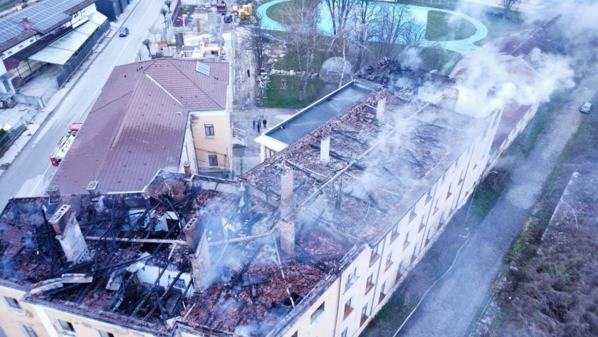 Обявена е обществена поръчка за възстановяване на Тревненската школа