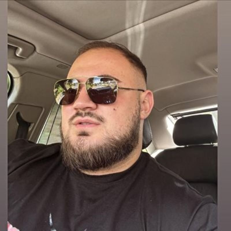 Синът на маданския бизнесмен е убит след спор за жена, 8 души са задържани 