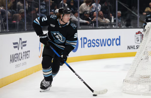 "Мамутите" прегазиха "златните рицари", Логан Куули вкара четири