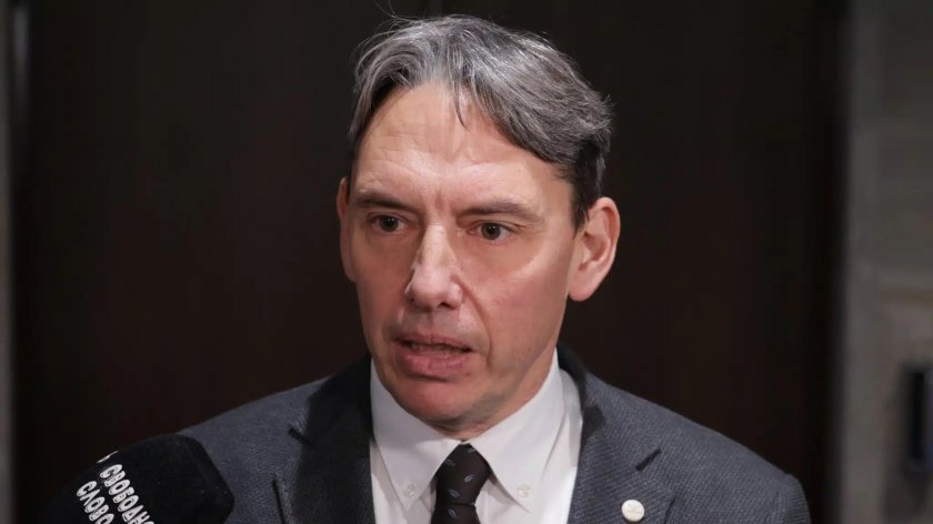 За клевета: Депутат от ПП-ДБ ще съди Слави Трифонов