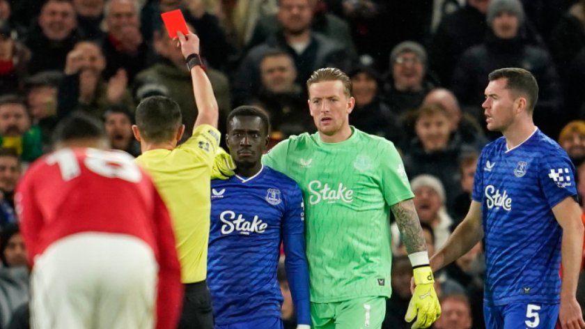 И с десет души Евертън тресна Ман Юнайтед