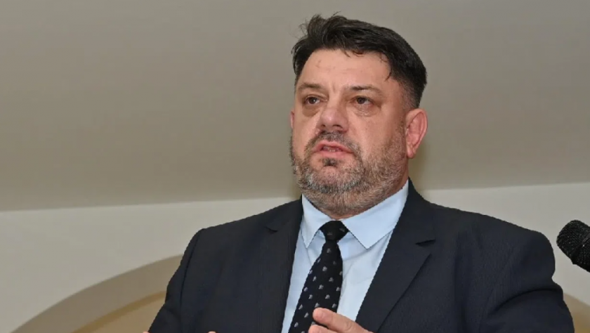 Зафиров отиде да бистри мира в Малта