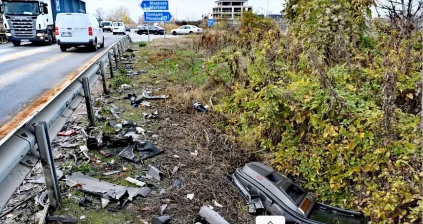 Кошмарна версия: 24-годишният шофьор си изпуснал телефона - това довело до адската катастрофа? 