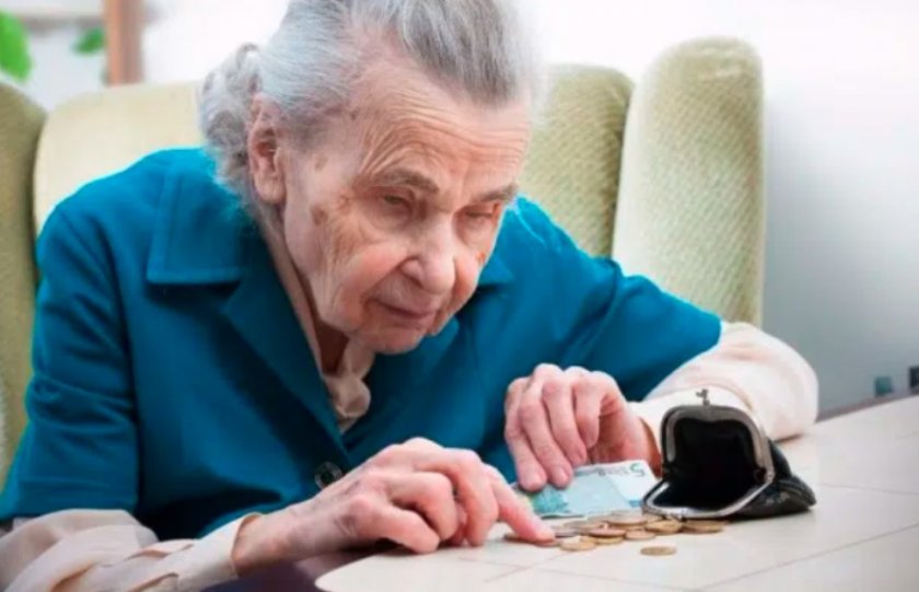 Пенсионери по селата: Не сме виждали на живо нито долар, нито евро