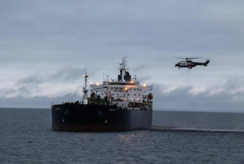 Украйна удари два руски танкера в Черно море 