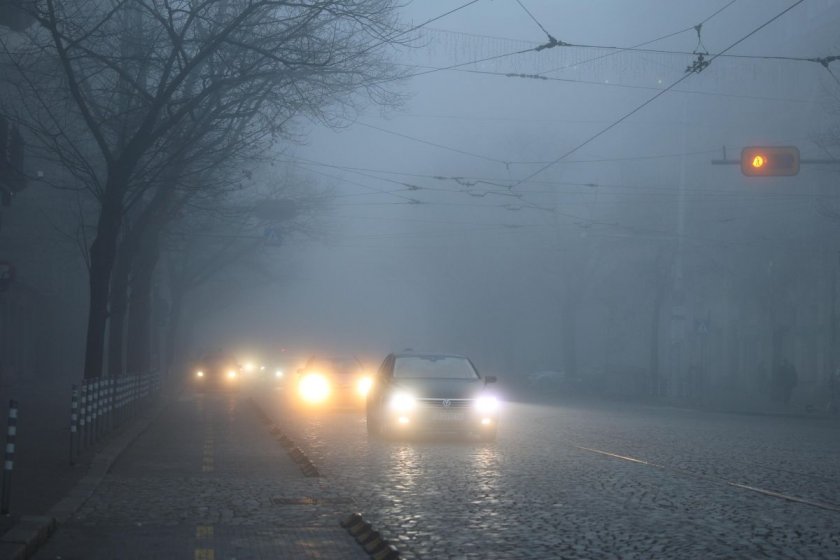 ВРЕМЕТО ДНЕС: Облаци, мъгли, привечер и дъжд