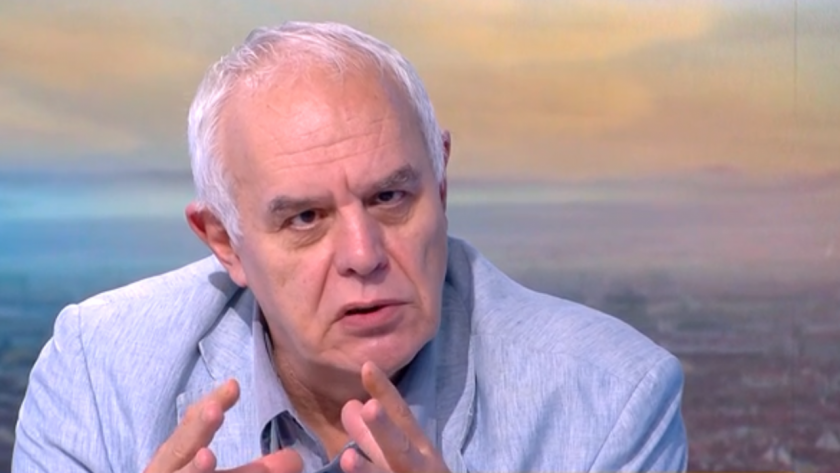 Андрей Райчев за протеста: Отдолу напира лава, която никой не предвиждаше