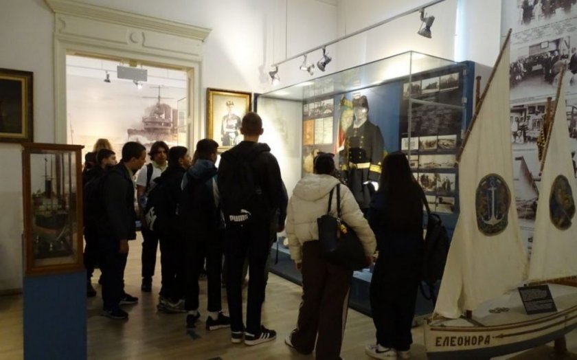 Уникална английска котва показва Военноморският музей във Варна