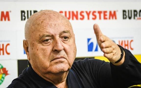 Венци Стефанов: Левскарите са като хремата