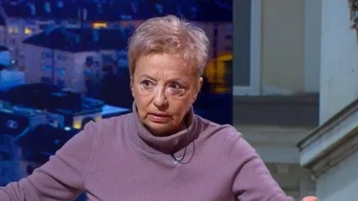 Диана Дамянова: На гарата чака президентът Радев