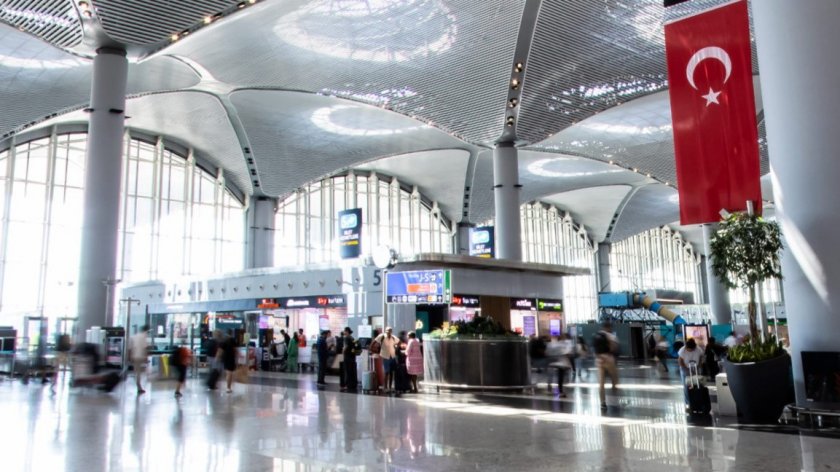 Откриха редовна автобусна линия летище "Истанбул" – България