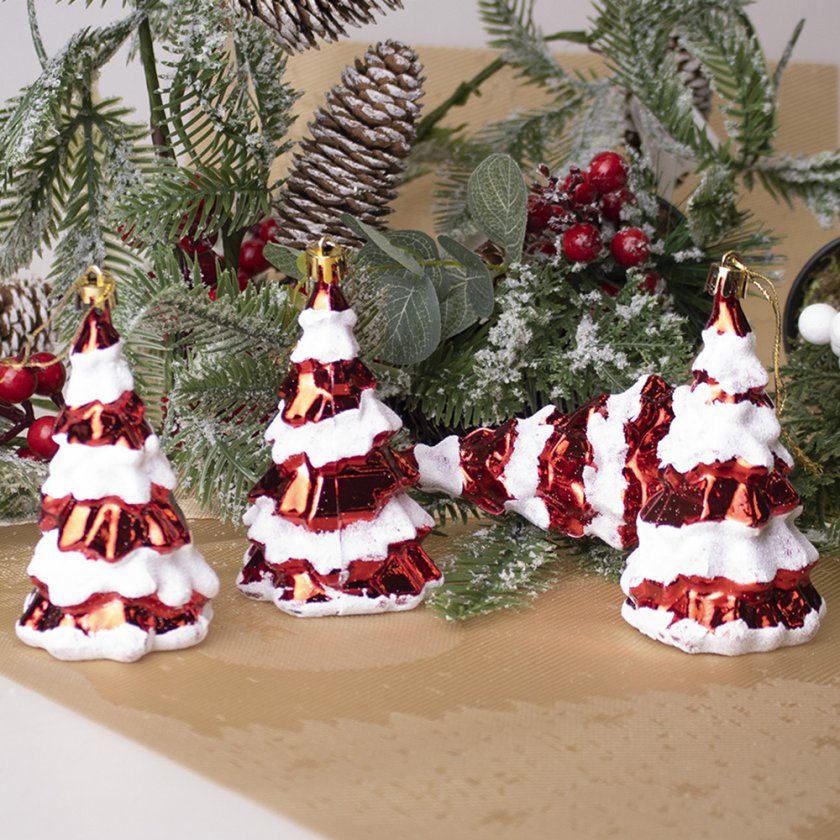 Какви играчки не трябва да слагаме на елхата?