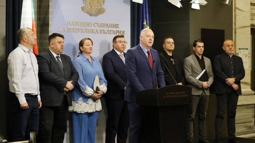 Извънредно заседание: Желязков събра Съвета за съвместно управление