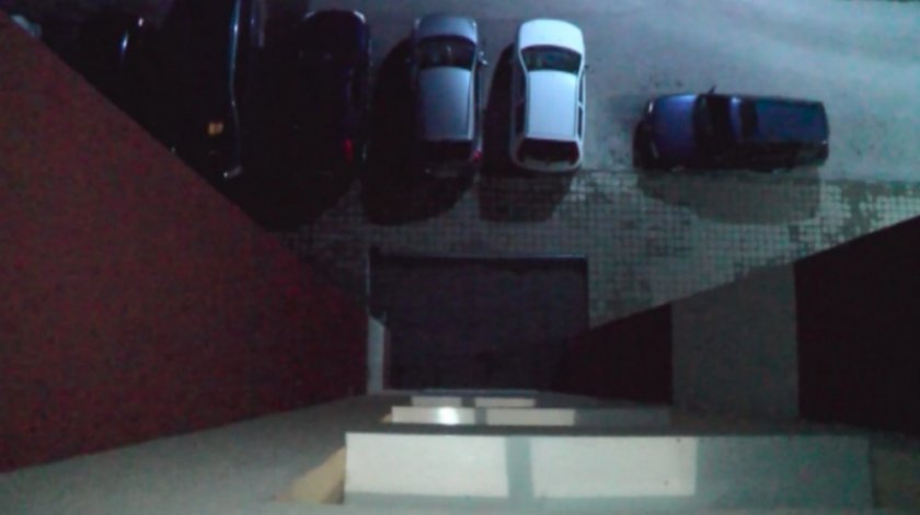 Трагедия в София: Дете падна от четвъртия етаж и загина