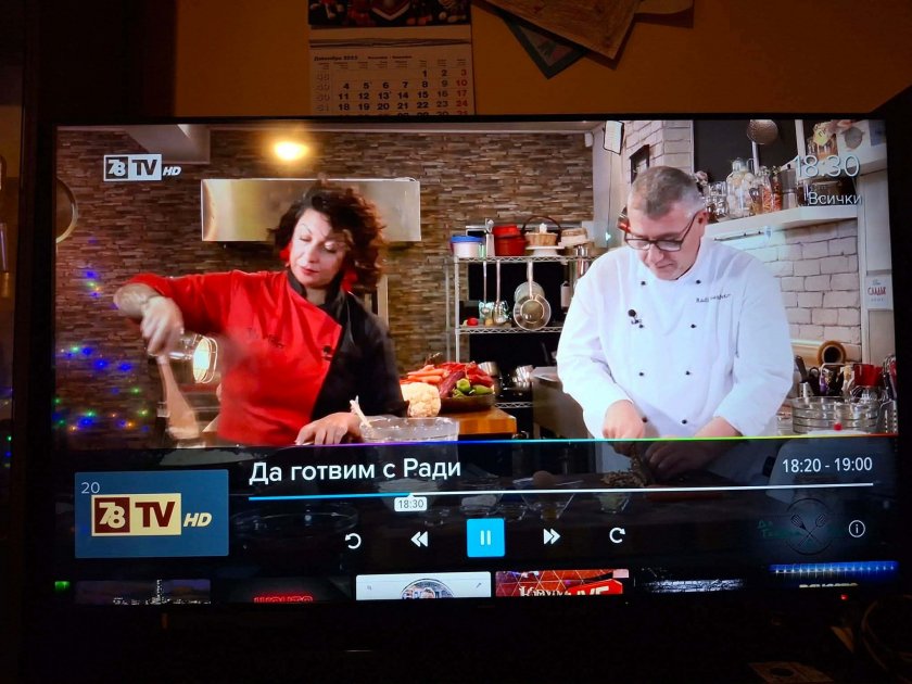 Вижте какво излъчва Слави докато площадът го прави на 5 стотинки