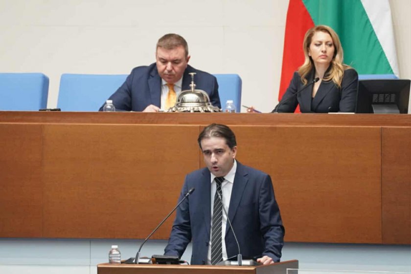 Мнозинството попари копейките за Украйна 