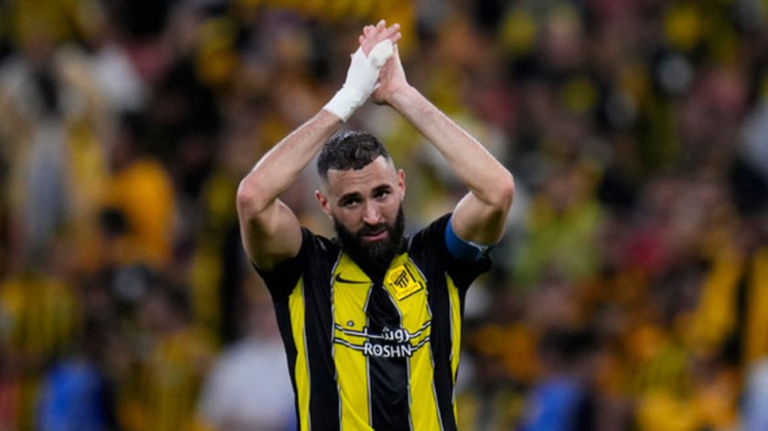 Бензема се връща за световното?