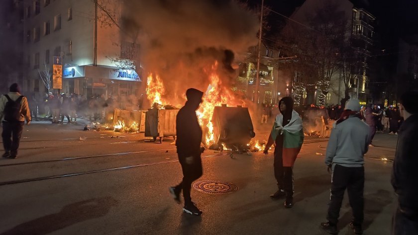 СГС гледа мерките на петима от задържаните при протеста на 1 декември в София