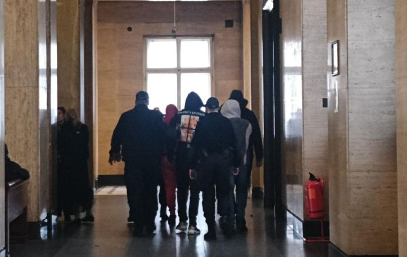 Съдът остави ареста четирима от задържаните при протеста на 1 декември в София