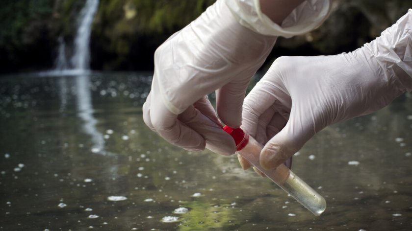 Не пийте водата в Харманли, отровна е