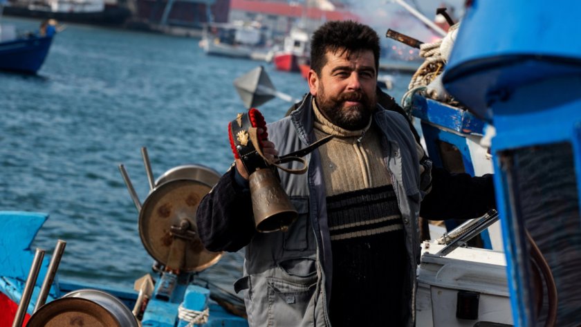 Гръцките фермери блокират пристанище Солун