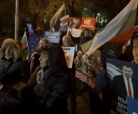 Калин Стоянов на митинга в Асеновград: Не се стъписвайте, видяхме ПП-ДБ как управляват