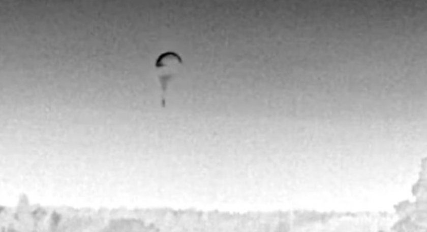 Хибридни нападения срещу Литва? Затвориха летището във Вилнюс заради съмнителни балони в небето 