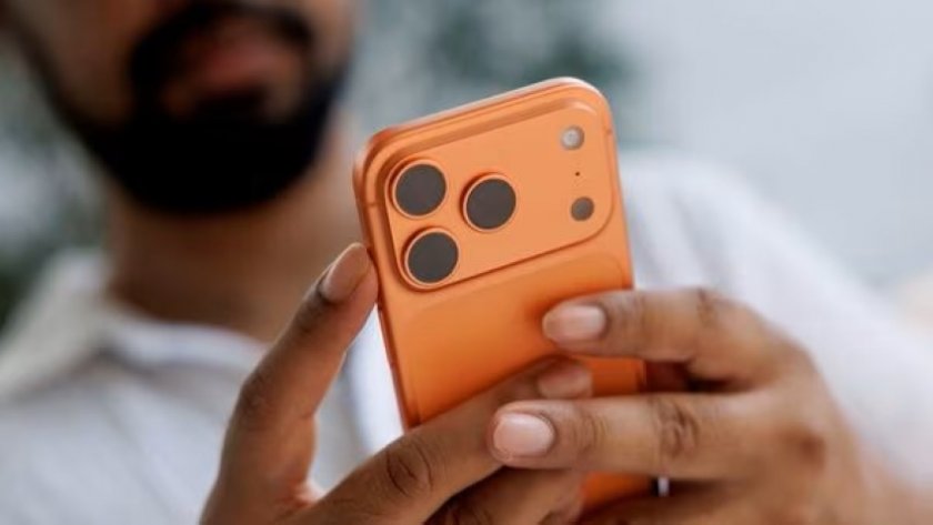 Не е бъг: „Епъл“ умишлено премахна нощния режим от Айфон 17 Pro