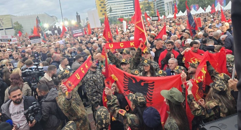 Опозицията в Албания готви протести