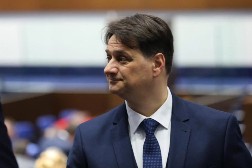 Министерство на културата отговори на Народния: Няма да махаме директора на театъра