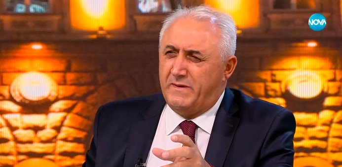 Мехмед Дикме: Никой друг, освен Делян Пеевски, не можеше да детронира Ахмед Доган