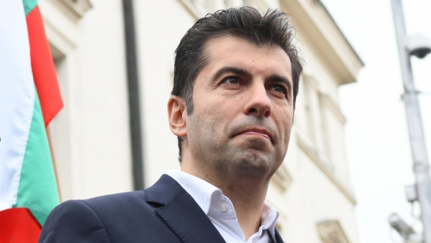 Кирил Петков ликува по фейсбук: Имаме план, трябват ни доброволци