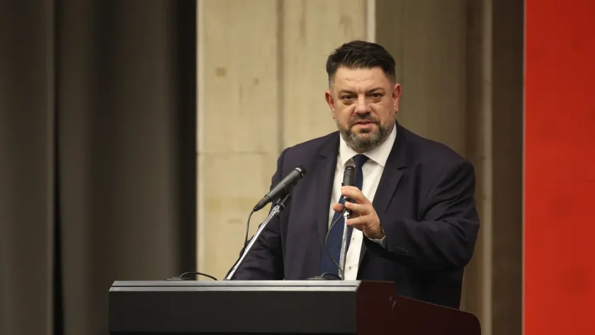 Зафиров: БСП стана част от управлението, за да има стабилност 