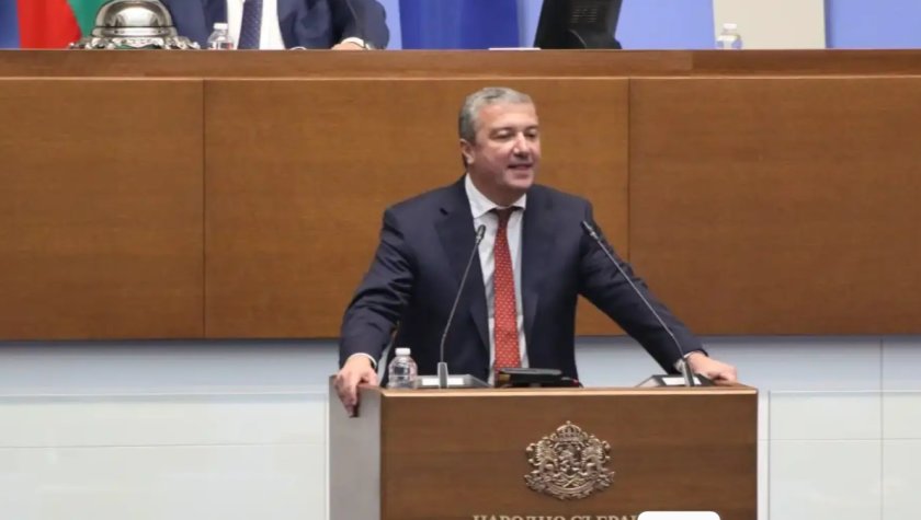 Драго Стойнев: Хаос наново, десните нямат програма 