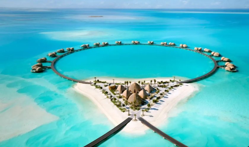 Роналдо си купи две вили на изолиран остров