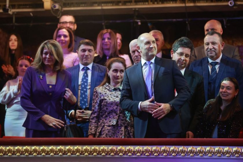 Рекордните над 3 720 000 лева достигнаха даренията за Българската